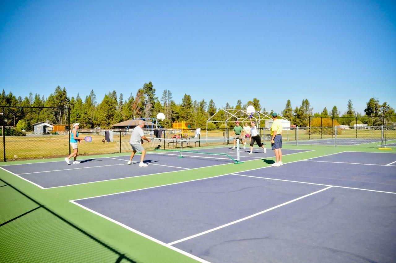 Bend-Sunriver Camping Resort Cottage 1 Екстериор снимка