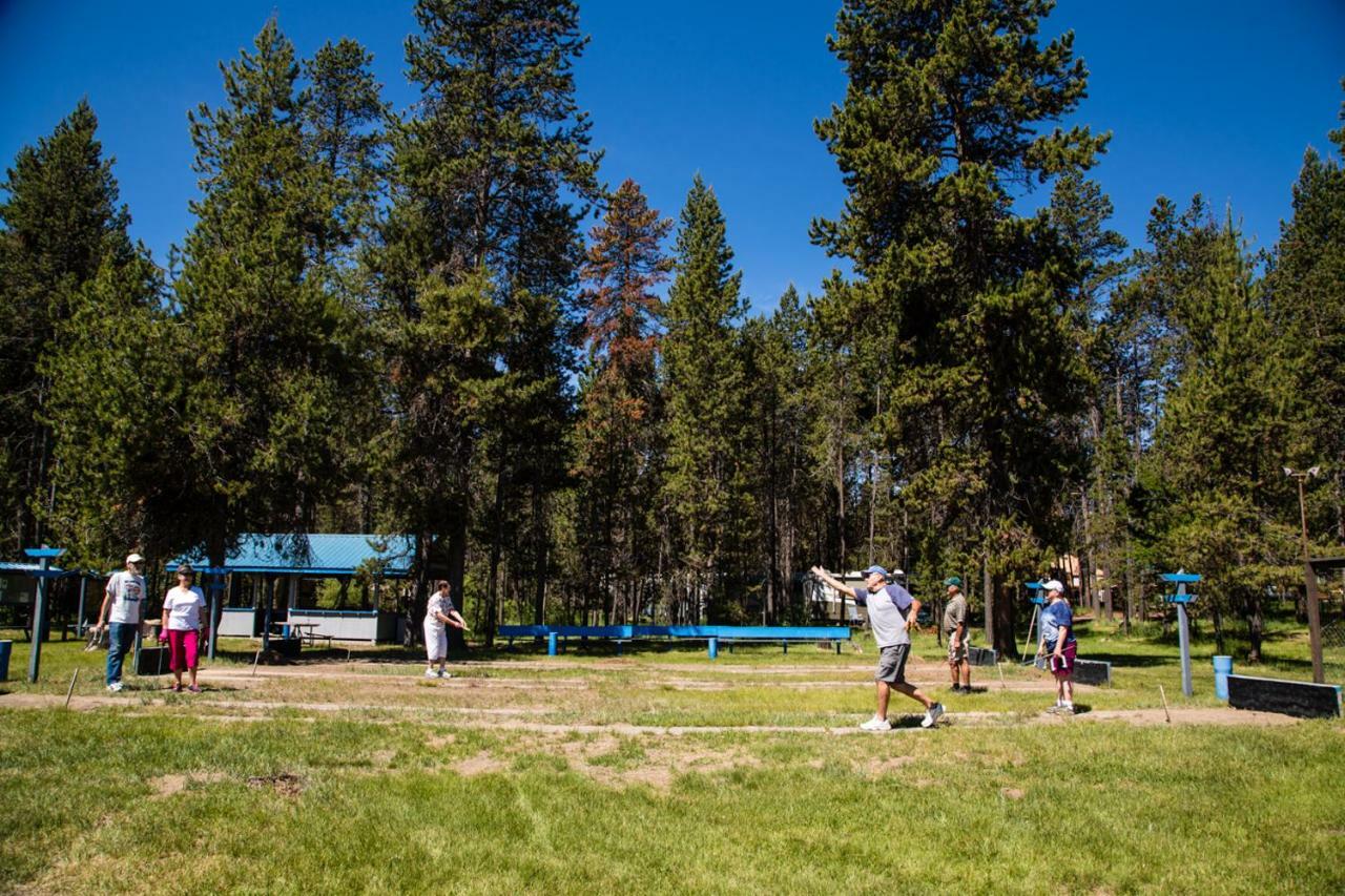 Bend-Sunriver Camping Resort Cottage 1 Екстериор снимка