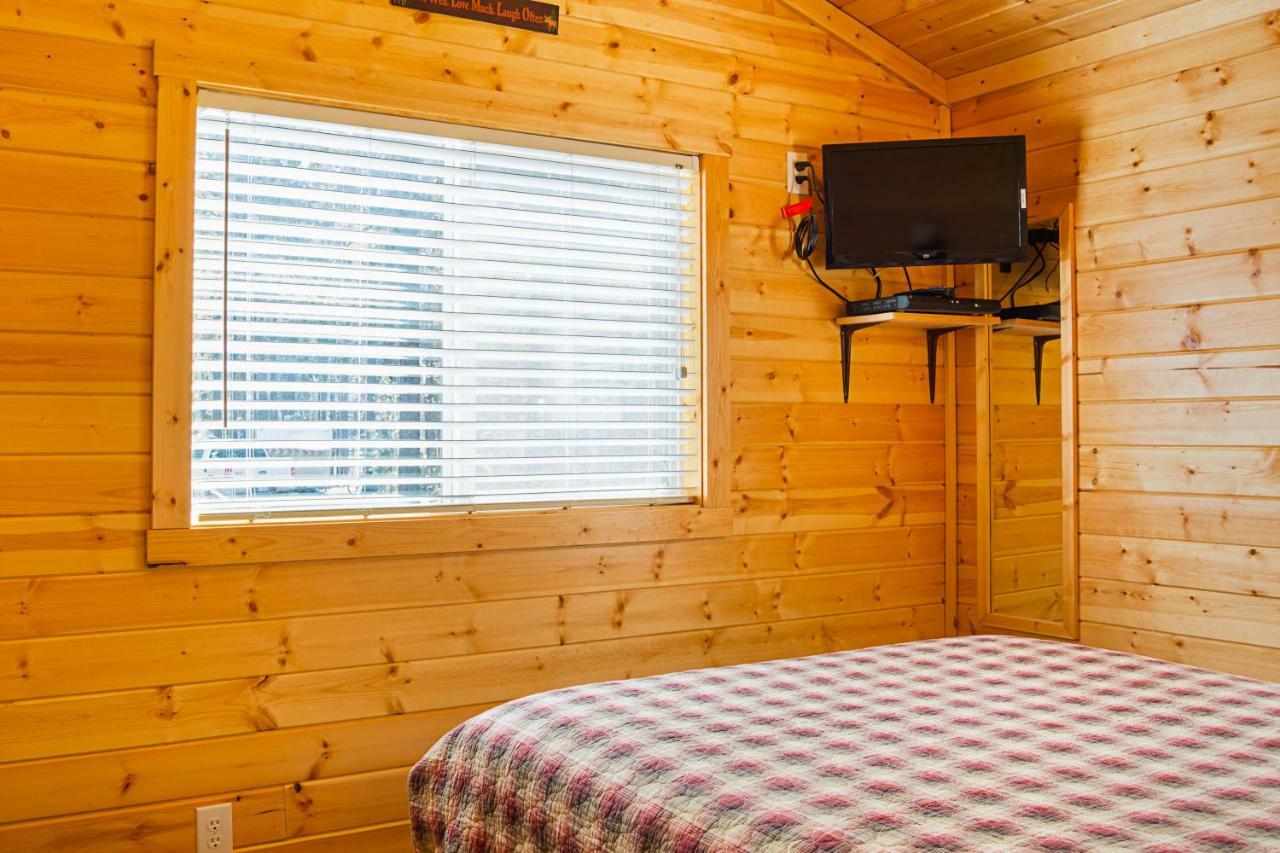 Bend-Sunriver Camping Resort Cottage 1 Екстериор снимка